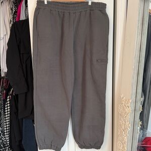 Brand new comfrt travel sweatpants in 2XL